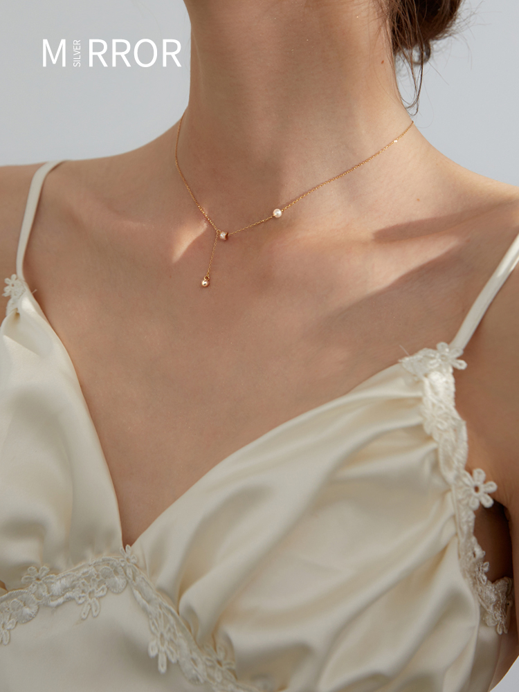 Moose man Sterling Silver Necklace Female Minority fringed small waist pearl clavicle chain plated with 14K champagne gold cool jewelry