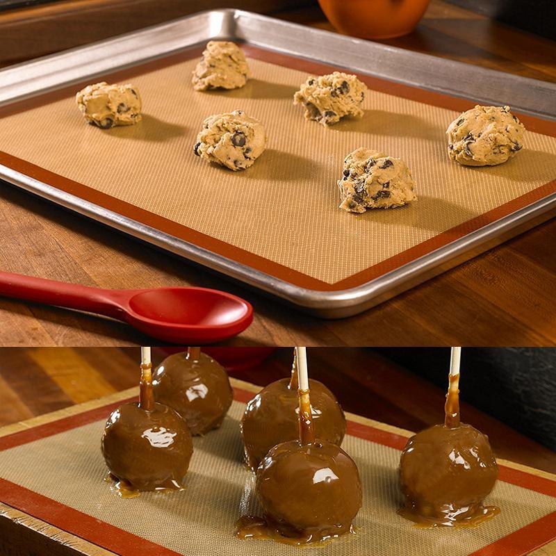 BREEZYLIVE 42×29.5 cm Food Safe Non-Stick Silicone Baking Mats Liners